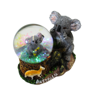 49017 Top Of Koalas In And Out Snow Globe