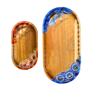 70094 And 70095 Comparison of size small and medium Wooden Oval Dot Plate