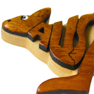 40116 Close Up of Wooden Australia Kangaroo Keyring