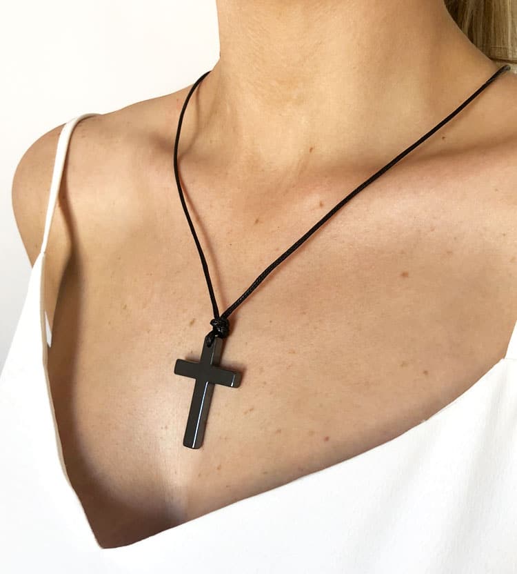 Round Brilliant Cut Diamond Orthodox Cross Pendant - Dracakis Jewellers |  Dracakis Jewellers